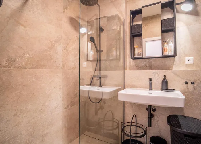 Extraordinary ברטיסלאבה