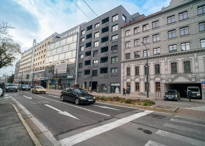 Extraordinary * ברטיסלאבה